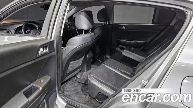 Kia Sportage 2020 — фото 11