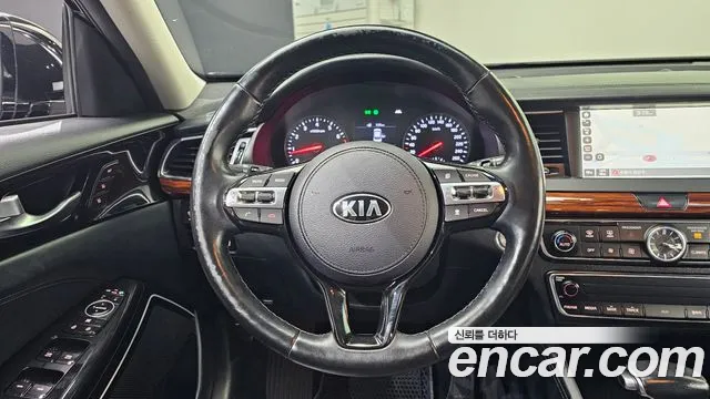 Kia K7 2016 — фото 13