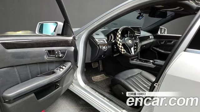 Mercedes-Benz E-Class 2014 — фото 11