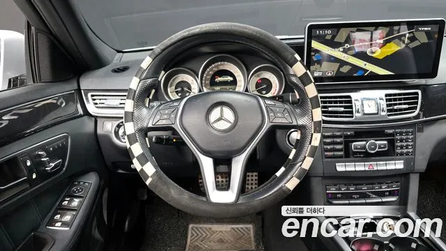 Mercedes-Benz E-Class 2014 — фото 13