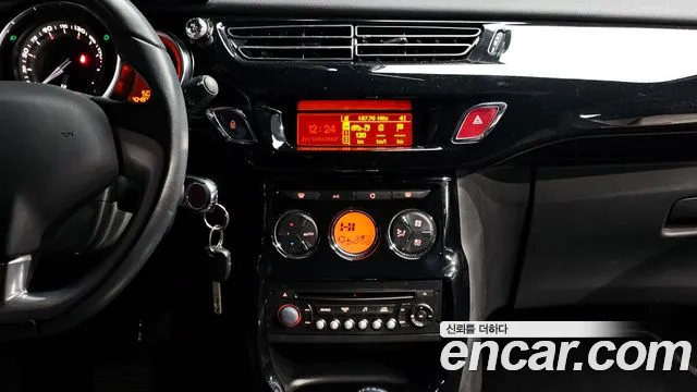 Citroen-DS DS3 2013 — фото 16