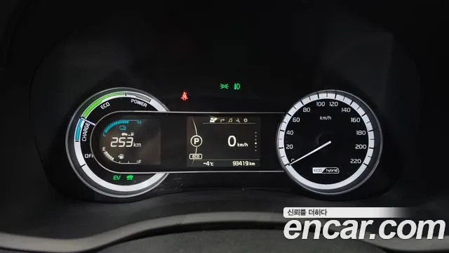 Kia Niro 2018 — фото 7