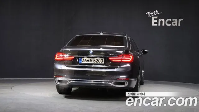 BMW 7-Series 2016 — фото 4