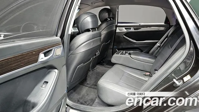 Genesis G80 2018 — фото 10