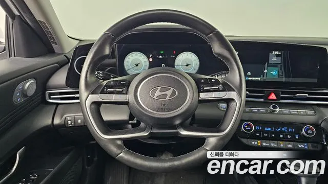 Hyundai AVANTE 2024 — фото 16