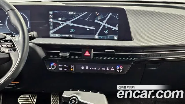 Kia EV6 2022 — фото 14