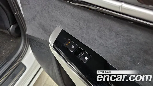 Kia EV6 2022 — фото 18