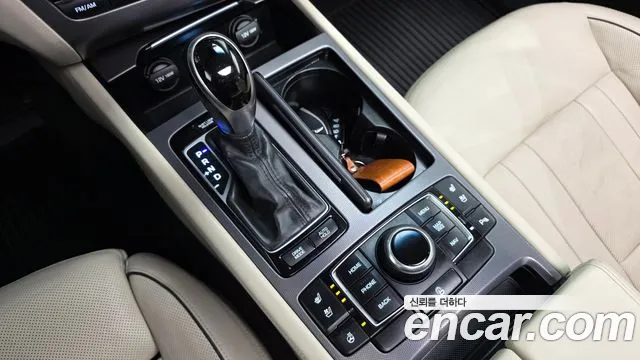 Hyundai Genesis 2015 — фото 9