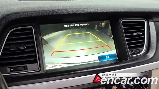 Hyundai Genesis 2015 — фото 15