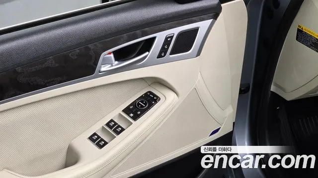 Hyundai Genesis 2015 — фото 17