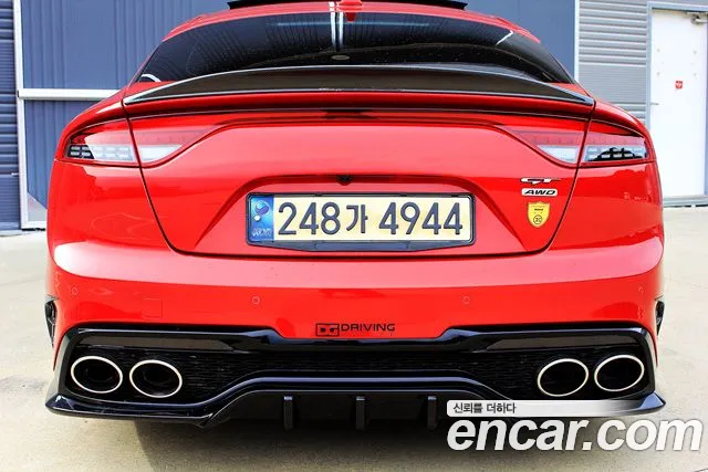 Kia Stinger 2018 — фото 15