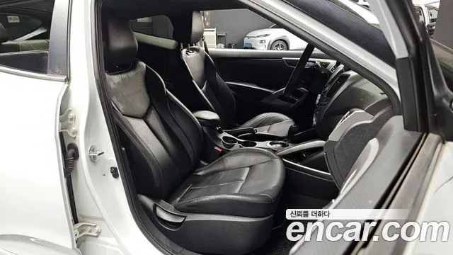 Hyundai Veloster 2014 — фото 10