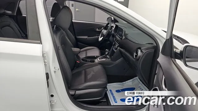 Hyundai Kona 2020 — фото 13