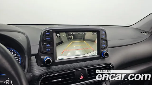 Hyundai Kona 2020 — фото 18