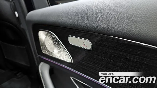 Mercedes-Benz GLE-Class 2022 — фото 19