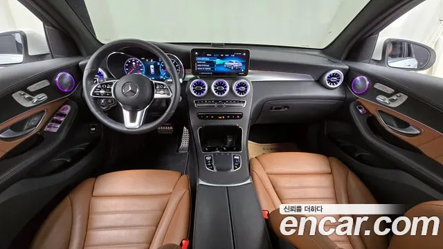 Mercedes-Benz GLC-Class 2023 — фото 7