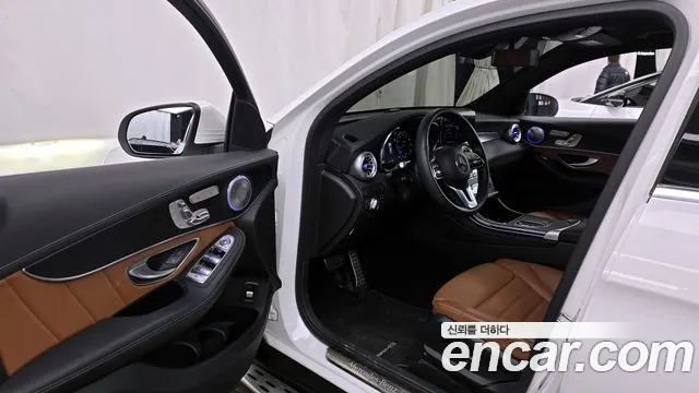 Mercedes-Benz GLC-Class 2023 — фото 10
