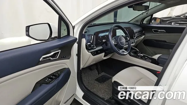Kia Sportage 2022 — фото 10