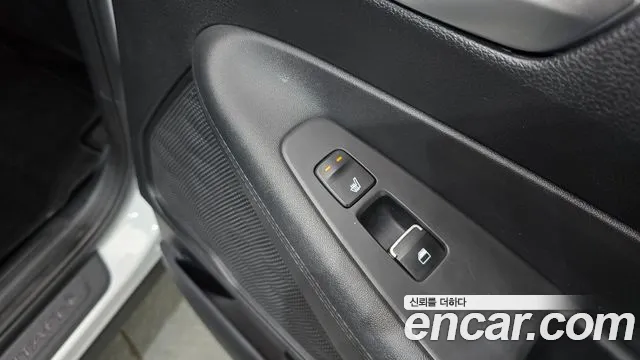 Hyundai Santafe 2021 — фото 18