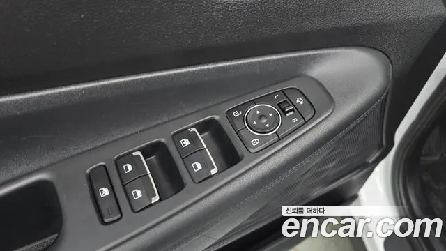 Hyundai Santafe 2021 — фото 19