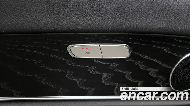 Mercedes-Benz E-Class 2022 — фото 19