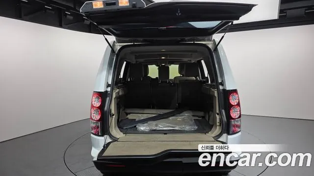 Land Rover Discovery 2013 — фото 20