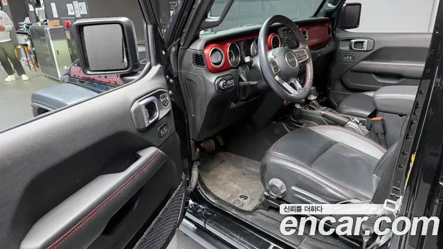 Jeep Wrangler 2022 — фото 11
