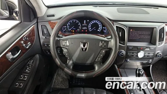 Hyundai Equus 2012 — фото 13