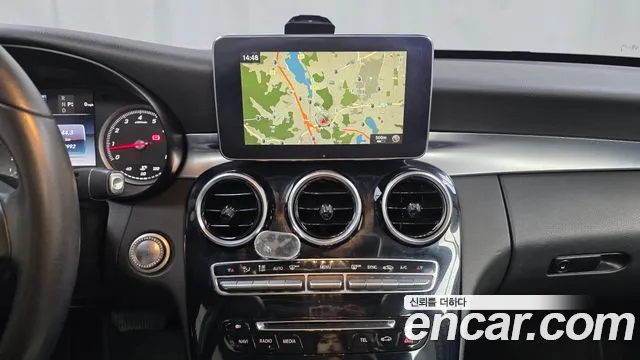 Mercedes-Benz C-Class 2016 — фото 14