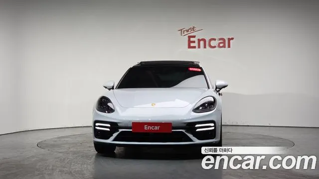 Porsche Panamera 2018 — фото 2