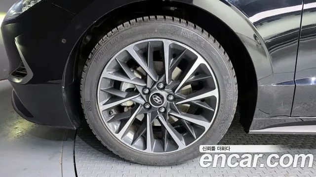 Hyundai Sonata 2023 — фото 5