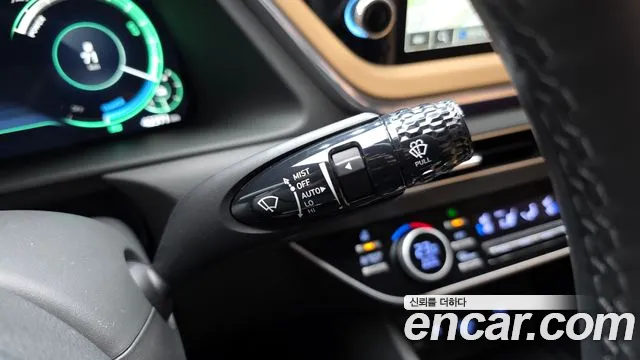 Hyundai Sonata 2023 — фото 17