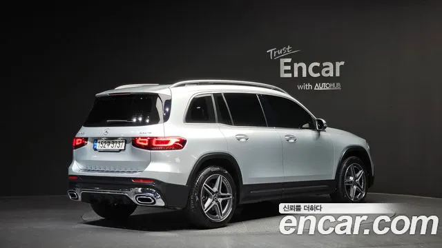 Mercedes-Benz GLB-Class 2021 — фото 2
