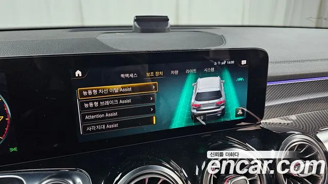 Mercedes-Benz GLB-Class 2021 — фото 18