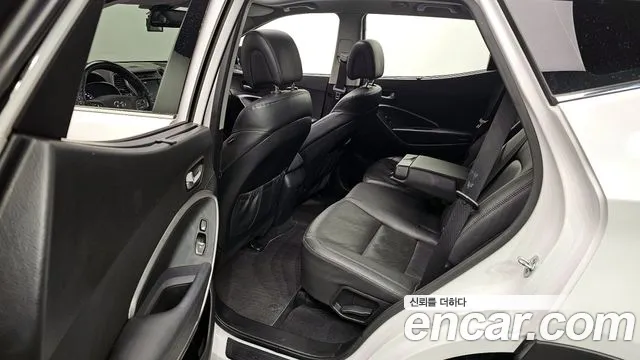 Hyundai Santafe 2016 — фото 11