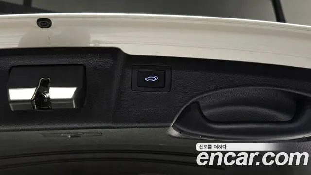 Hyundai Santafe 2016 — фото 20