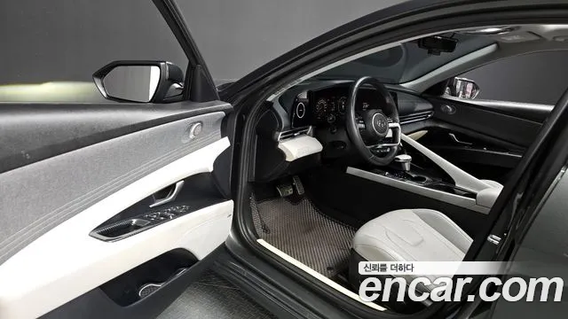 Hyundai AVANTE 2021 — фото 11