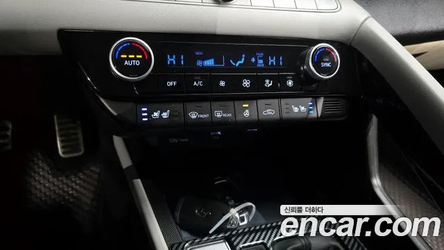 Hyundai AVANTE 2021 — фото 16