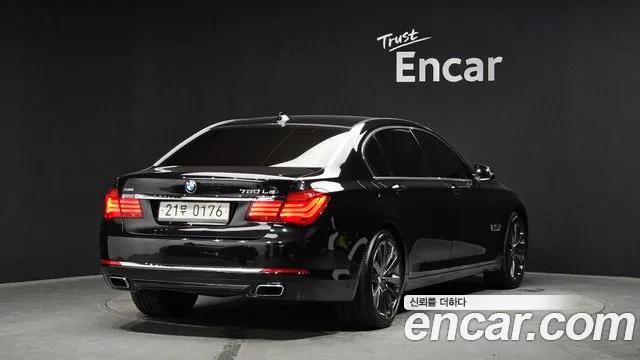 BMW 7-Series 2015 — фото 2