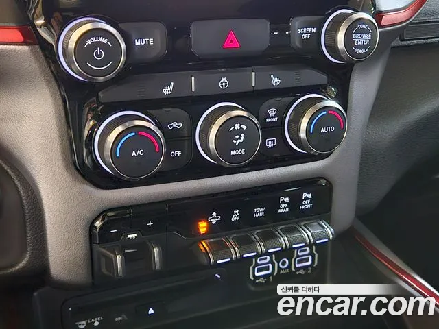 Dodge Ram Pick Up 2019 — фото 16