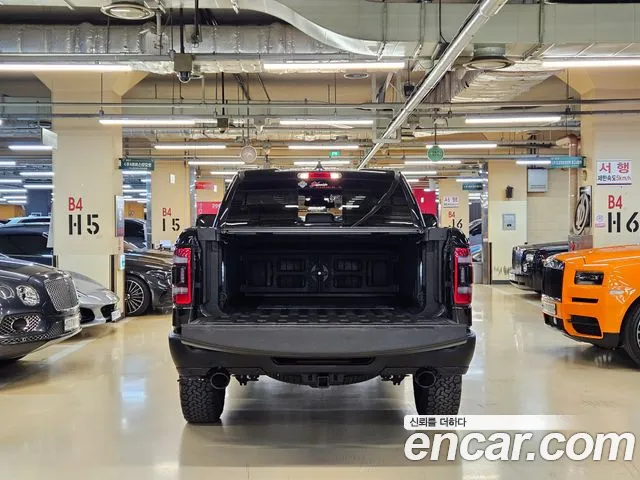 Dodge Ram Pick Up 2019 — фото 18