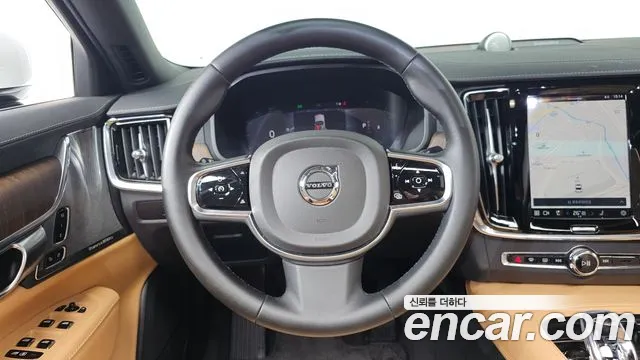 Volvo S90 2023 — фото 13