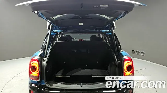 Mini Countryman 2018 — фото 20