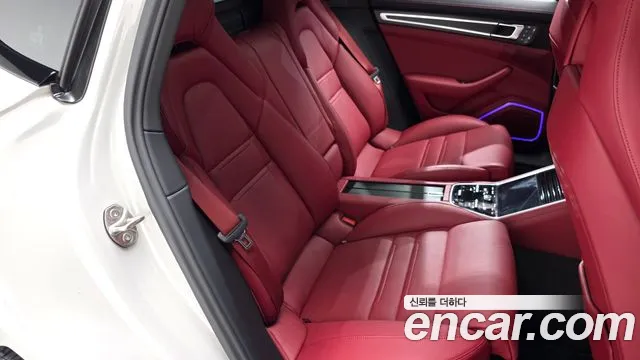 Porsche Panamera 2023 — фото 11