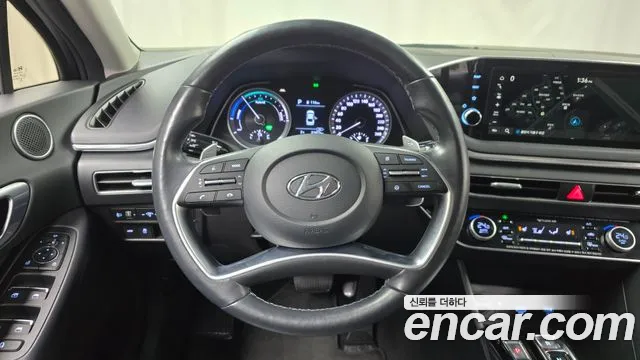 Hyundai Sonata 2021 — фото 13