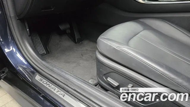Hyundai Sonata 2021 — фото 19