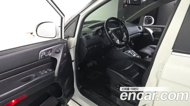 KG_Mobility_Ssangyong KORANDO 2018 — фото 10
