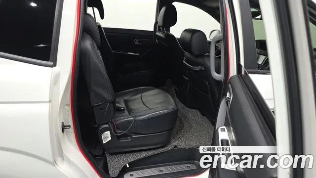 KG_Mobility_Ssangyong KORANDO 2018 — фото 12