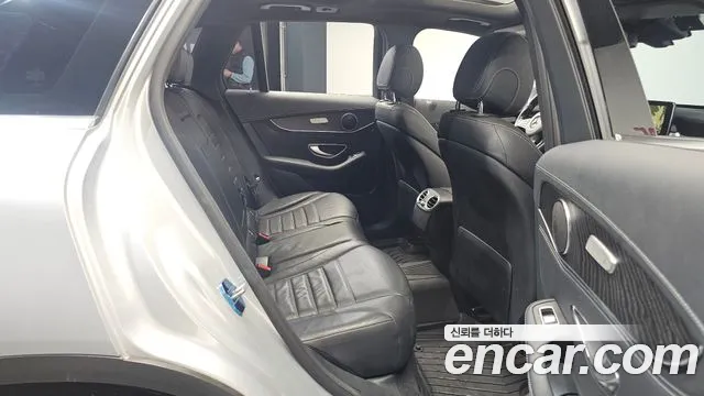 Mercedes-Benz GLC-Class 2018 — фото 12