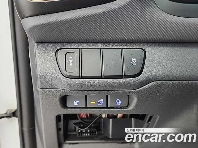 Hyundai Ioniq 2017 — фото 18